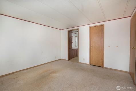 700 NW Crosby Avenue Oak Harbor WA 98277