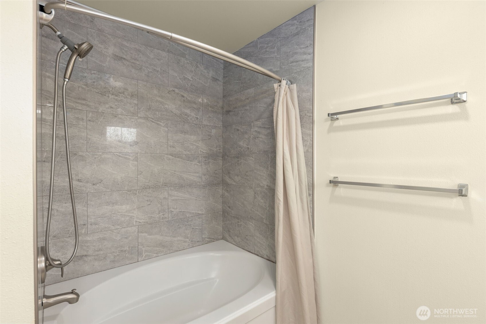 6895 Holly Park Drive S Seattle WA 98118
