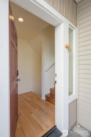 6895 Holly Park Drive S Seattle WA 98118