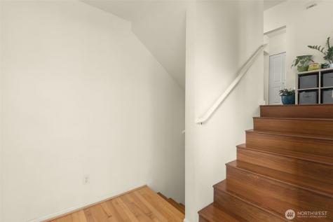 6895 Holly Park Drive S Seattle WA 98118