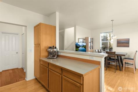 6895 Holly Park Drive S Seattle WA 98118