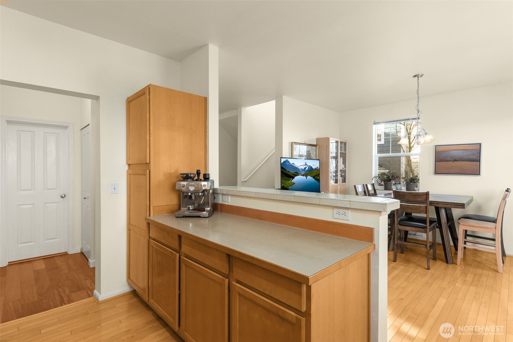 6895 Holly Park Drive S Seattle WA 98118
