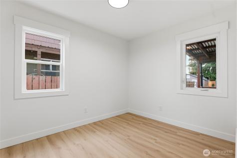 3710 E F Street Tacoma WA 98404