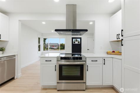 3710 E F Street Tacoma WA 98404