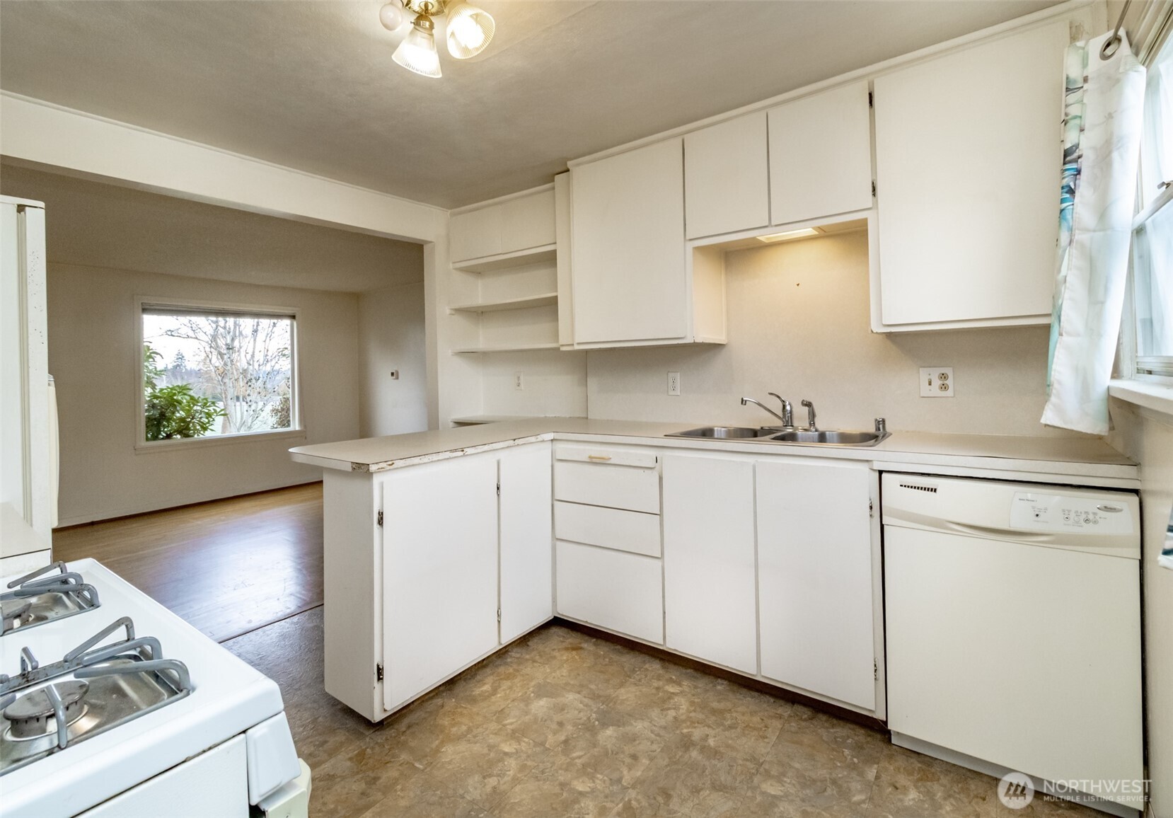 4435 S 144th Street Tukwila WA 98168