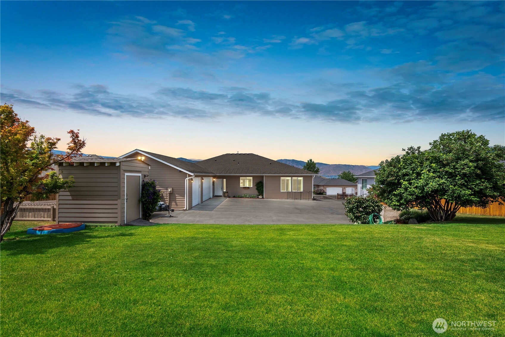 73 S Meadowbrook Lane East Wenatchee WA 98802