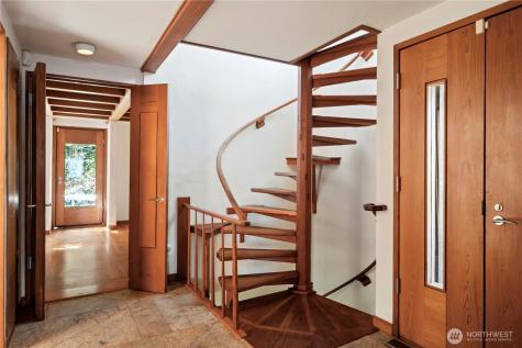 17040 Agate Street NE Bainbridge Island WA 98110