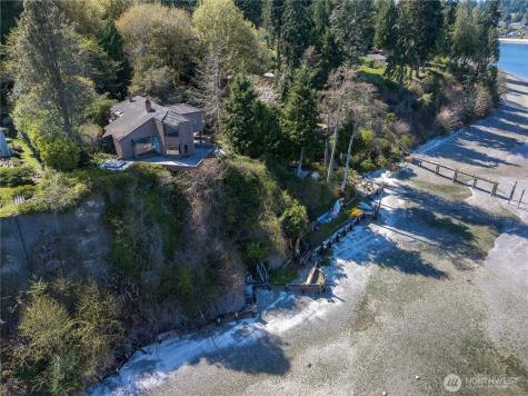 17040 Agate Street NE Bainbridge Island WA 98110