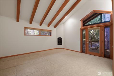 17040 Agate Street NE Bainbridge Island WA 98110