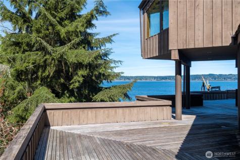 17040 Agate Street NE Bainbridge Island WA 98110