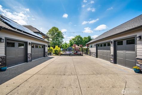 6224 76th Street E Puyallup WA 98371
