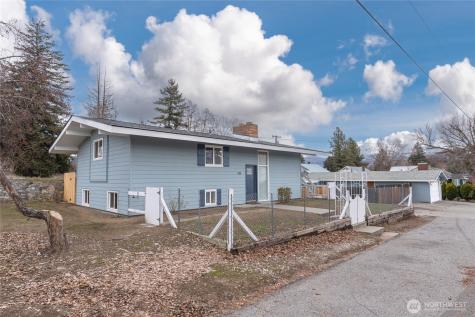 314 3rd Avenue W Omak WA 98841