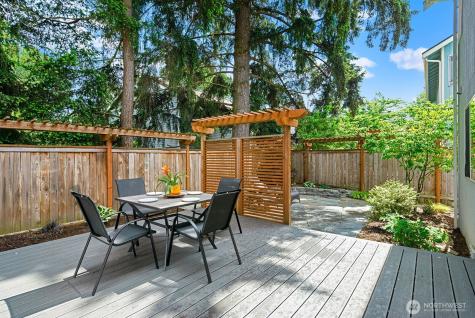 1706 NE 27th Place Renton WA 98056