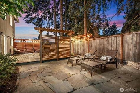 1706 NE 27th Place Renton WA 98056