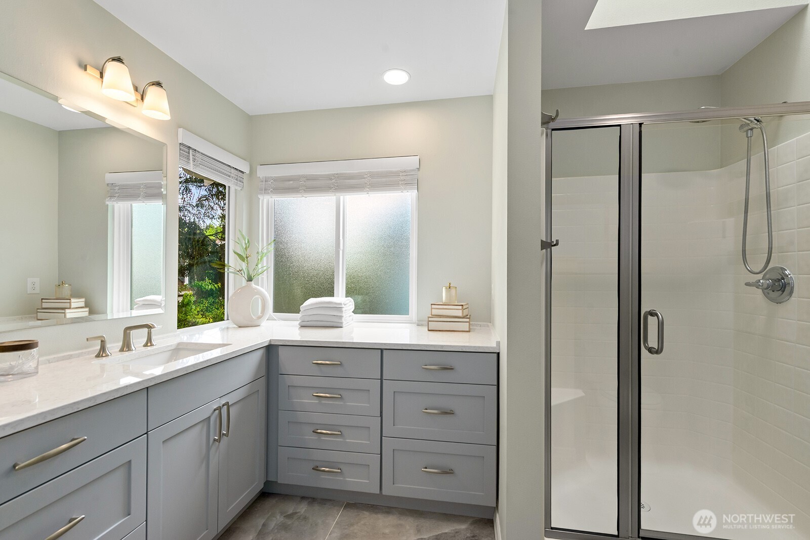 1706 NE 27th Place Renton WA 98056