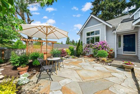 1706 NE 27th Place Renton WA 98056