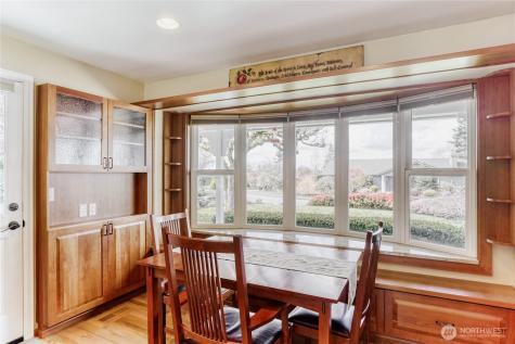 2008 121st Avenue SE Bellevue WA 98005