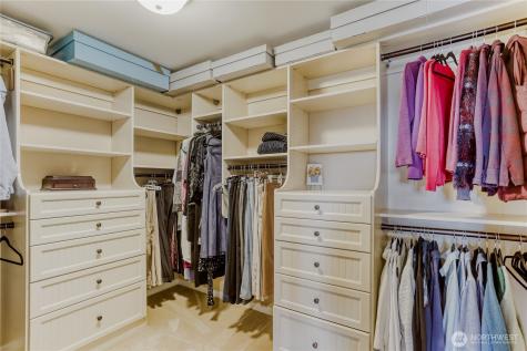2008 121st Avenue SE Bellevue WA 98005