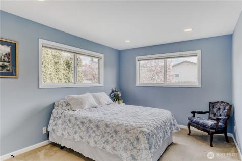 2008 121st Avenue SE Bellevue WA 98005