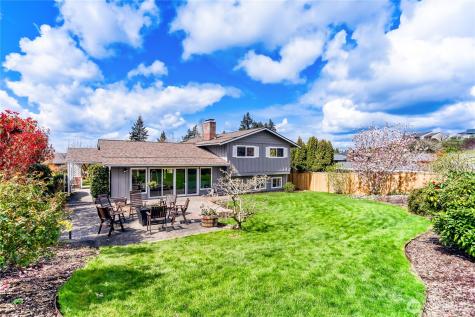 2008 121st Avenue SE Bellevue WA 98005