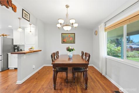 5208 191st Street SW Lynnwood WA 98036