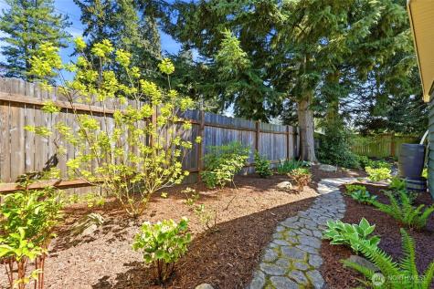 5208 191st Street SW Lynnwood WA 98036
