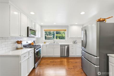 5208 191st Street SW Lynnwood WA 98036