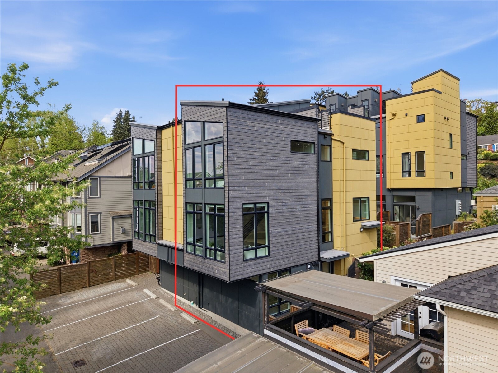3011 30th Avenue W Seattle WA 98199