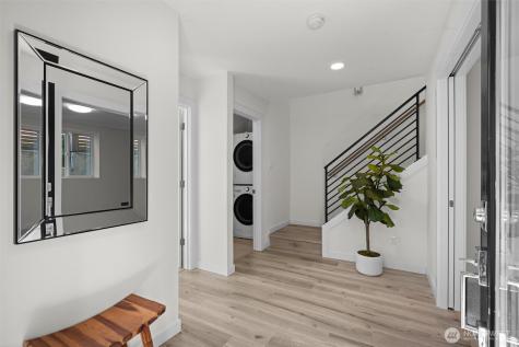 3011 30th Avenue W Seattle WA 98199