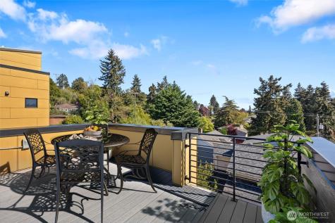 3011 30th Avenue W Seattle WA 98199