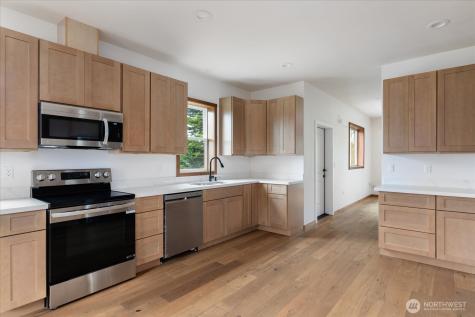 4904 Deception Circle Oak Harbor WA 98277