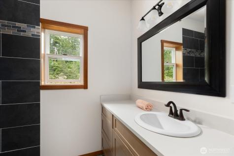 4904 Deception Circle Oak Harbor WA 98277