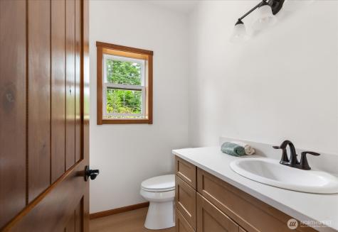 4904 Deception Circle Oak Harbor WA 98277