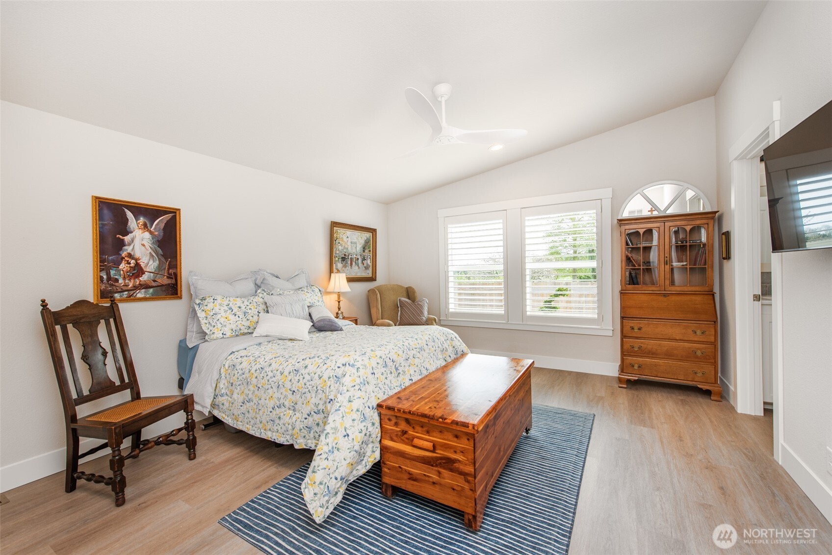 1018 N Violet Avenue Sequim WA 98382
