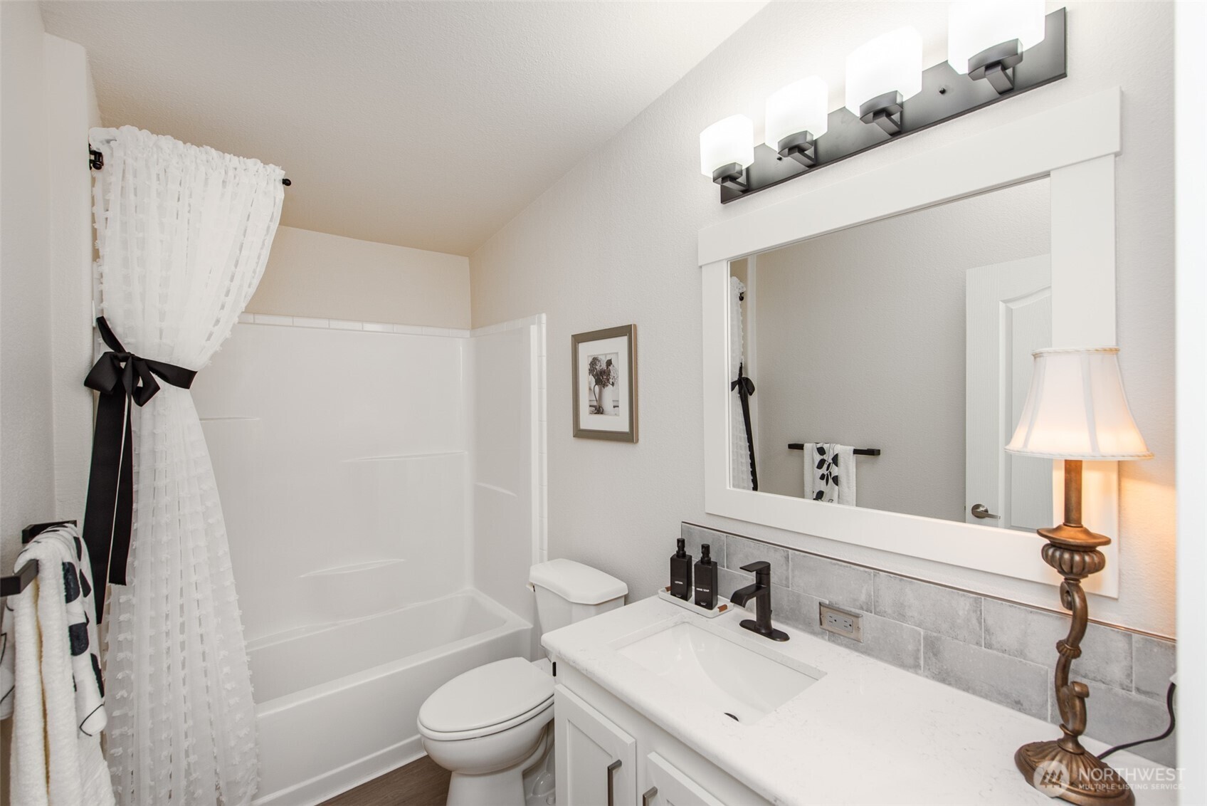 1018 N Violet Avenue Sequim WA 98382