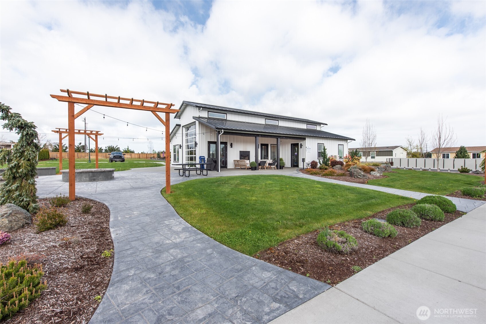 1018 N Violet Avenue Sequim WA 98382