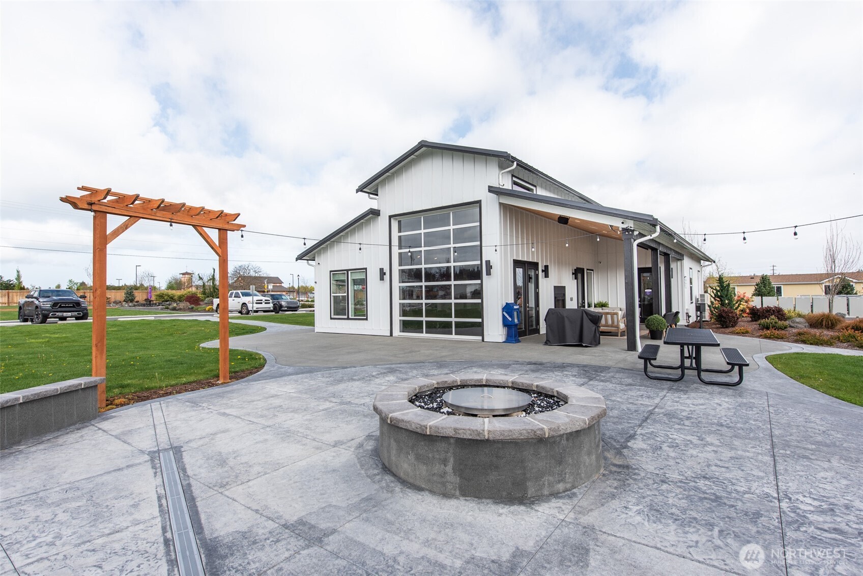 1018 N Violet Avenue Sequim WA 98382