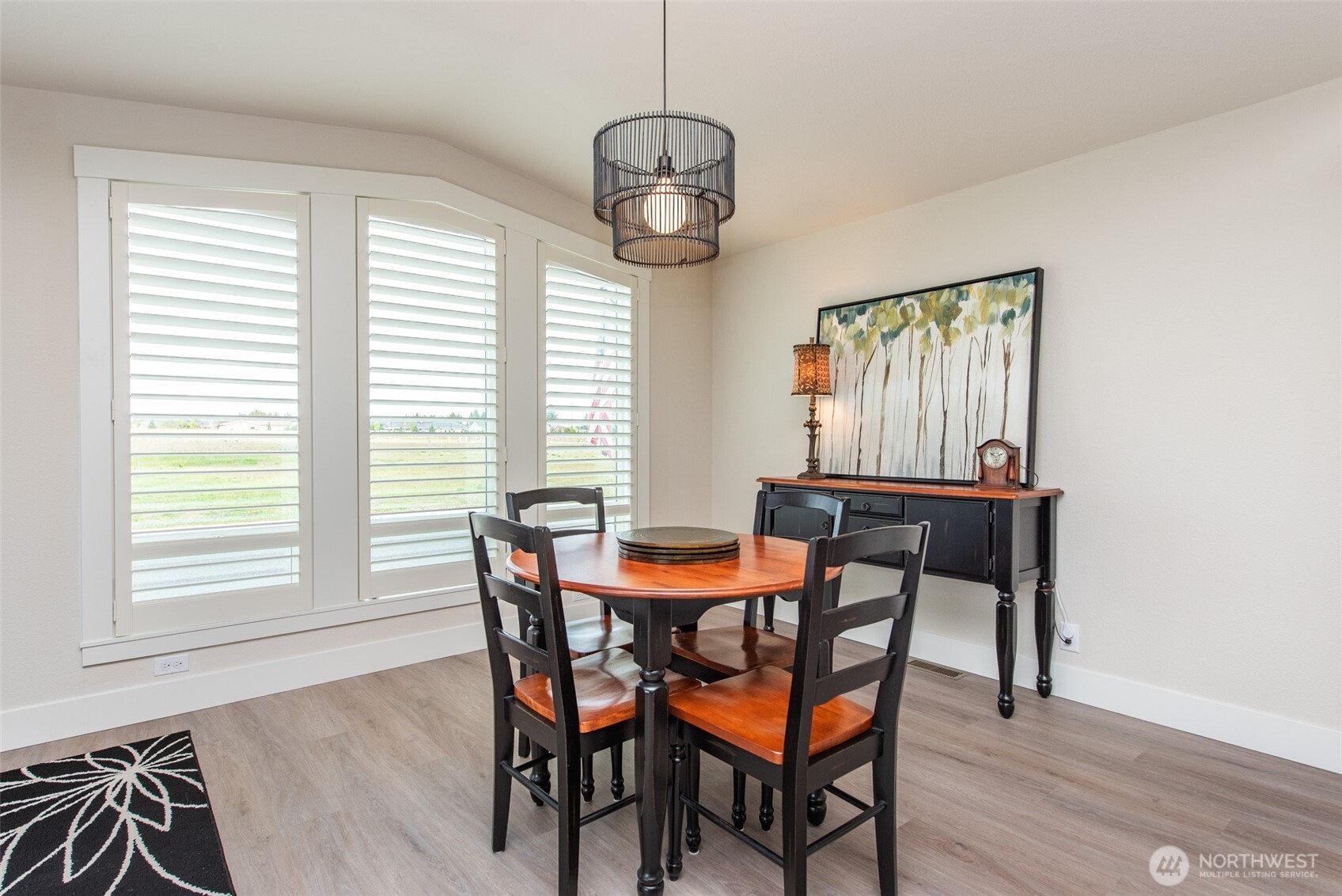 1018 N Violet Avenue Sequim WA 98382