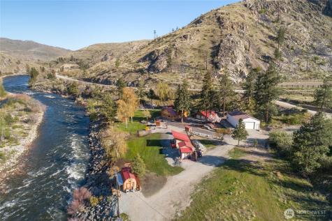 540 Highway 153 Pateros WA 98846