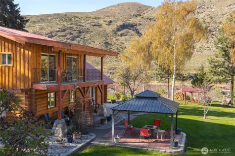 540 Highway 153 Pateros WA 98846