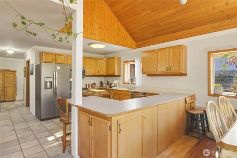 540 Highway 153 Pateros WA 98846