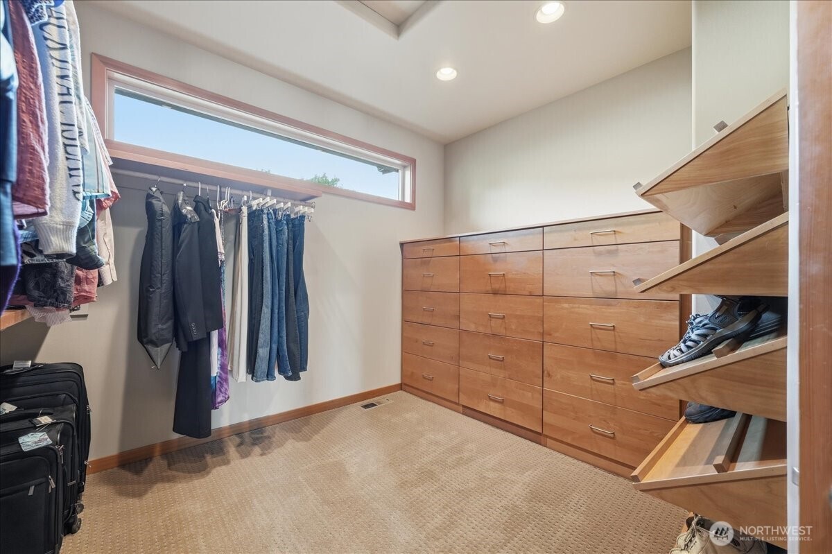 825 Hawks Meadow Road Chelan WA 98816
