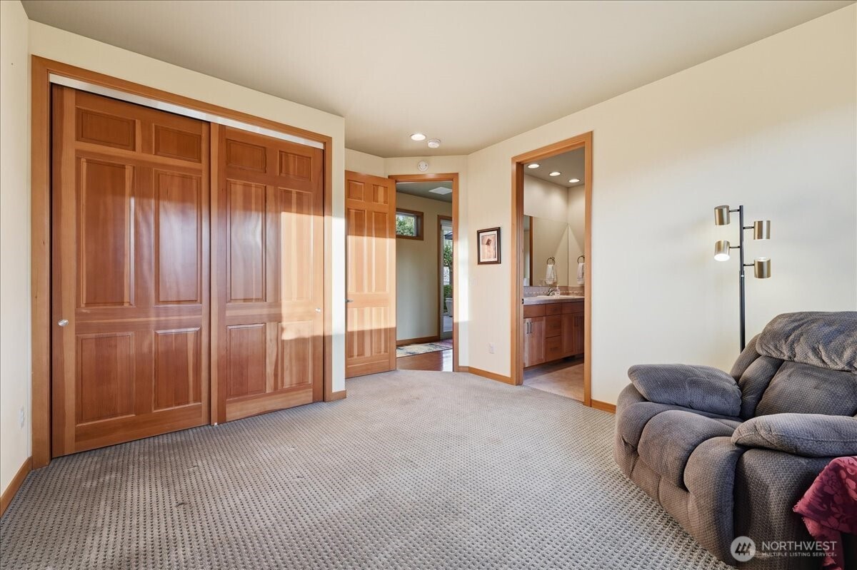 825 Hawks Meadow Road Chelan WA 98816