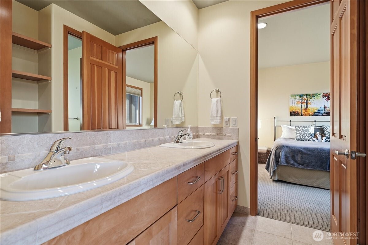 825 Hawks Meadow Road Chelan WA 98816