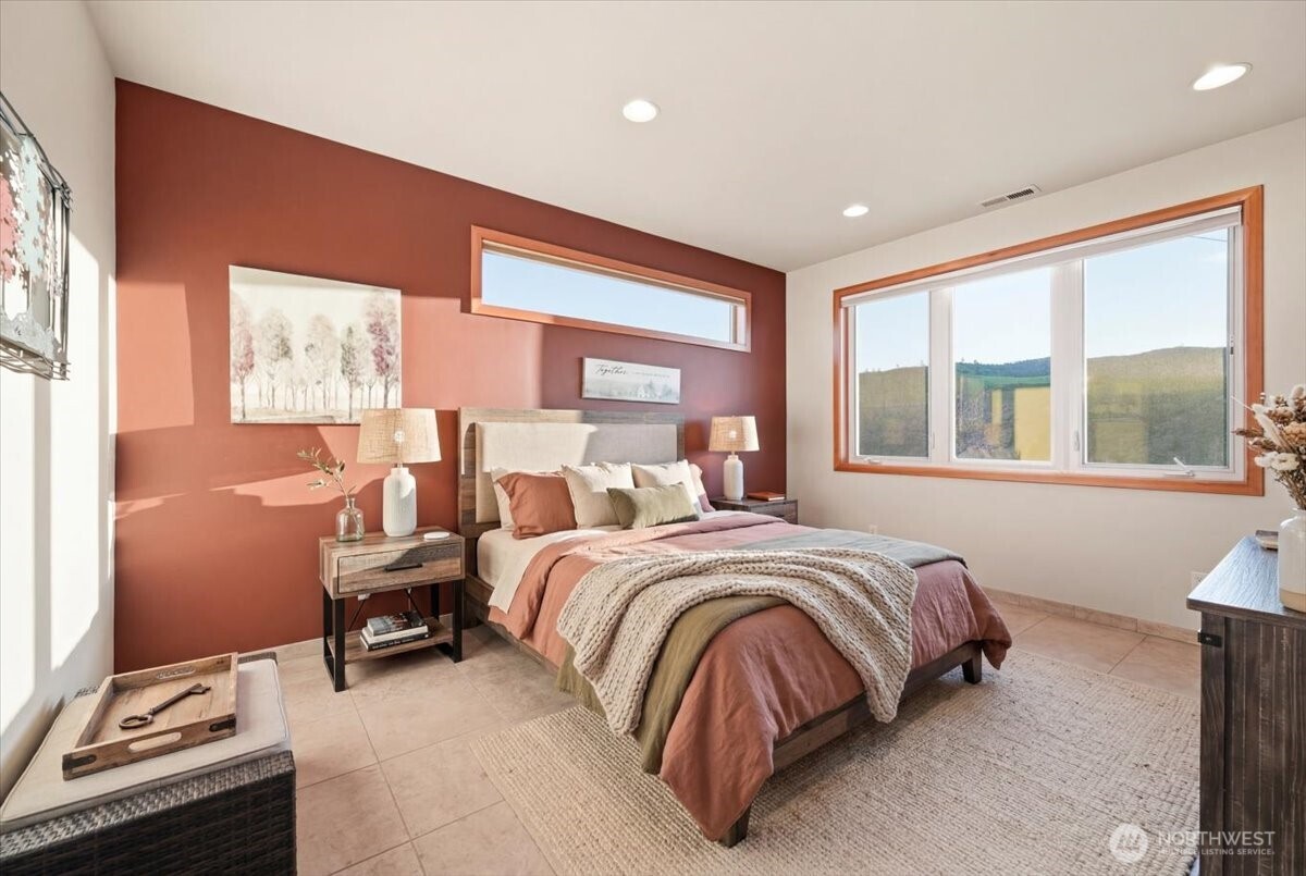 825 Hawks Meadow Road Chelan WA 98816