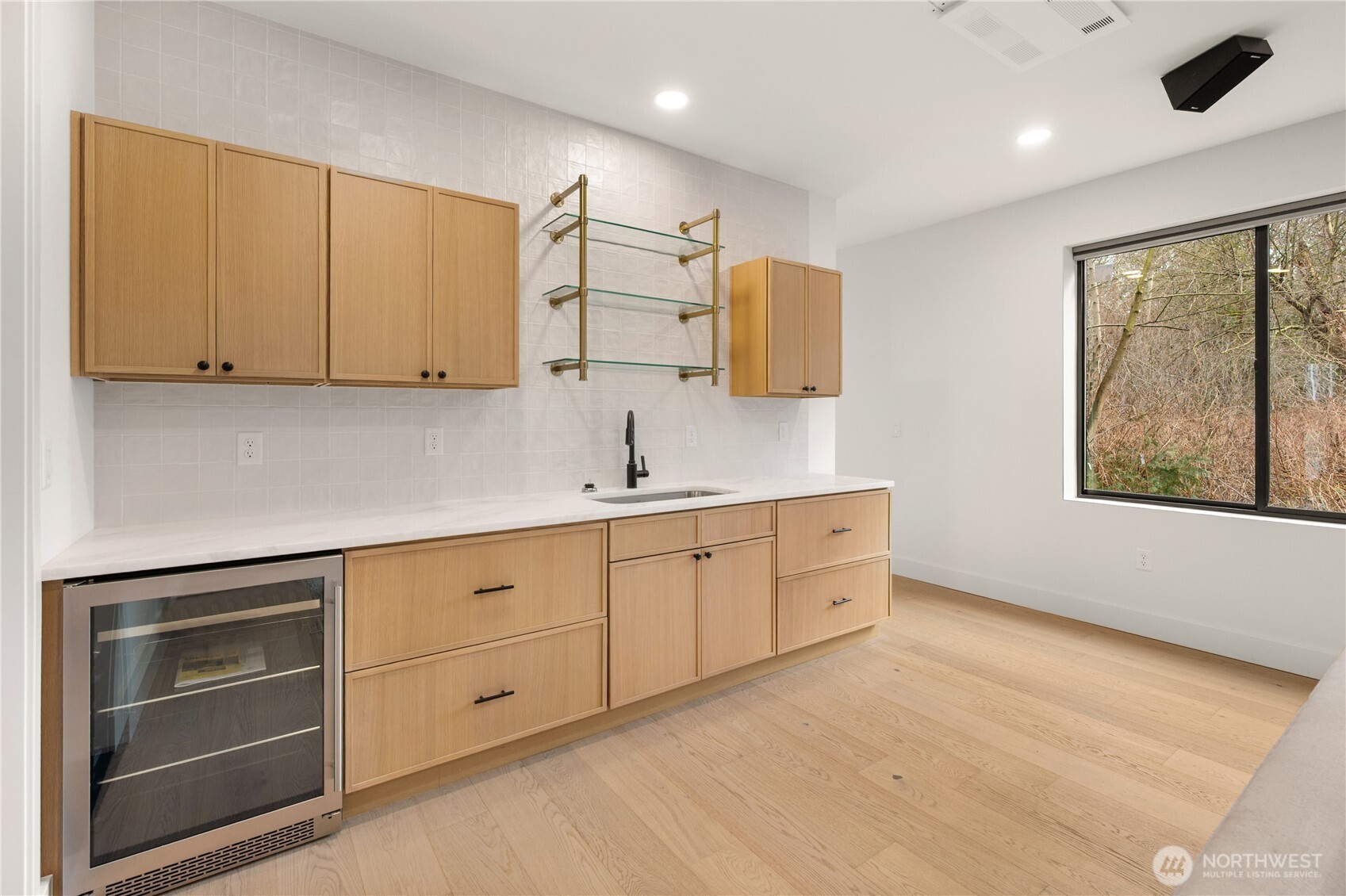 300 SE 208th Street Bothell WA 98012