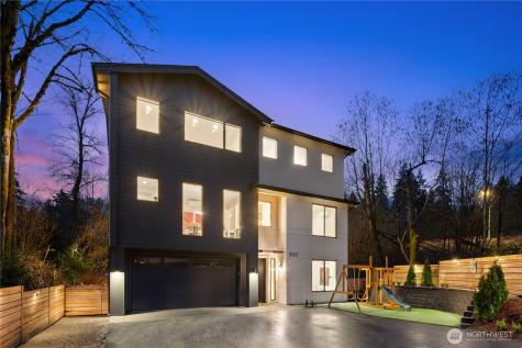 300 208TH Bothell WA 98012