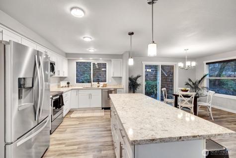 7843 NE 146th Street Kenmore WA 98028