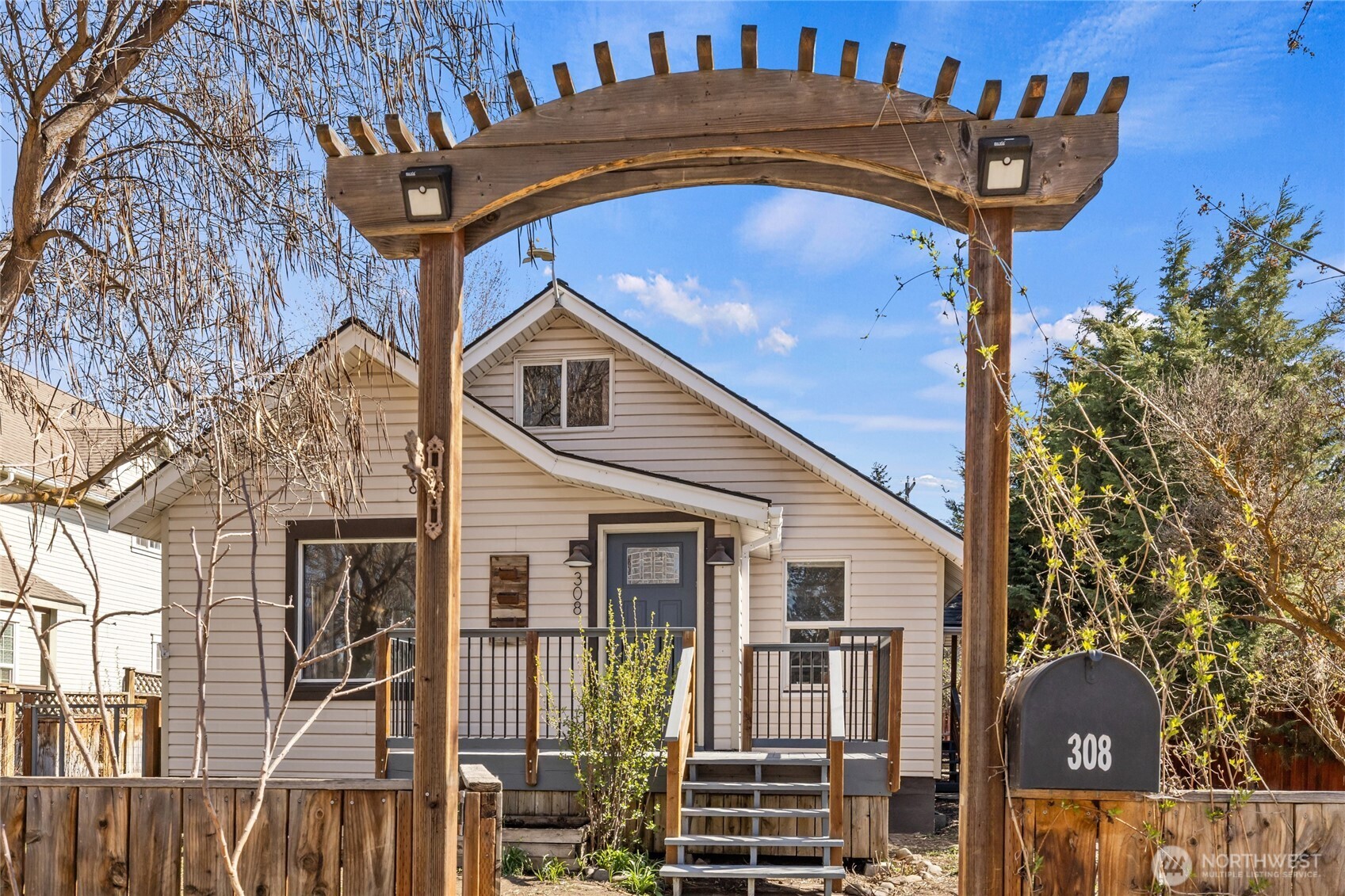 308 S Pearl Street Ellensburg WA 98926