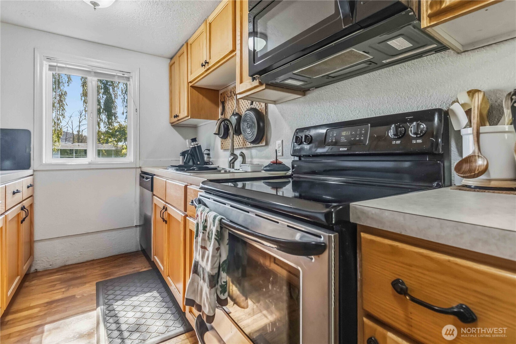 36 E Little Island Road Cathlamet WA 98612